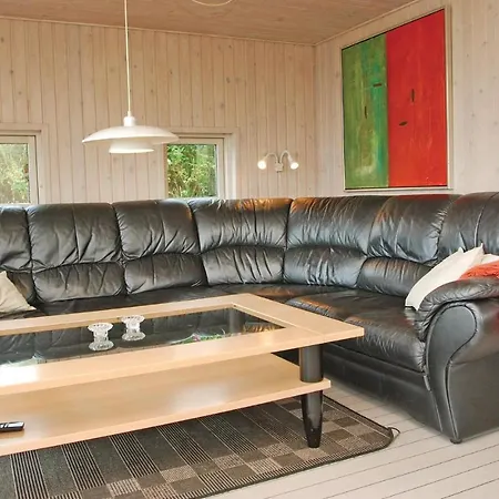 Сasa de vacaciones Holiday With A Fireplace 05 *